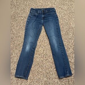 Women's size 4 Levi's jeans Women's Dark Blue‎ Skinny Jeans